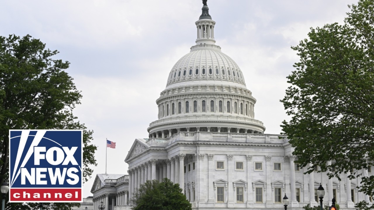 WATCH LIVE: Senators hold press conference on protecting women&rsquo;s sports