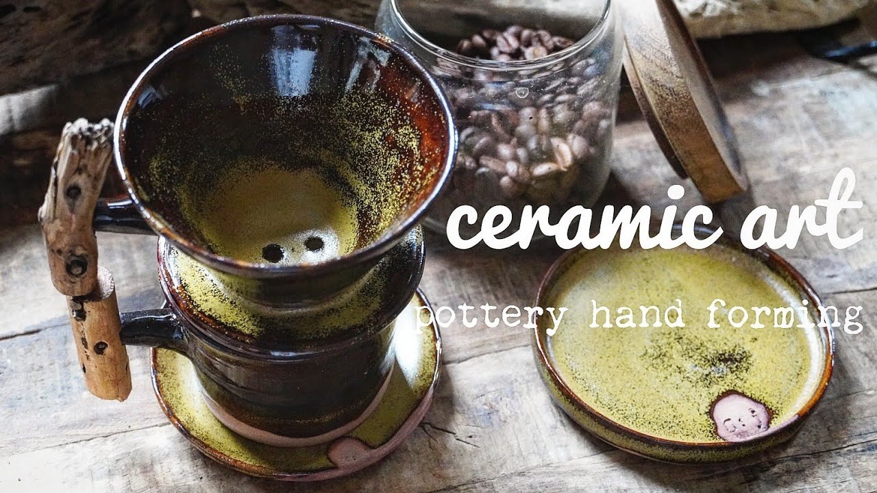 「陶芸」pottery/making a coffeecup & dripper/手びねりでコーヒーカップとドリッパーを造ってみた【いろいろ作るchannel】取っ手に流木を削って取り付けた