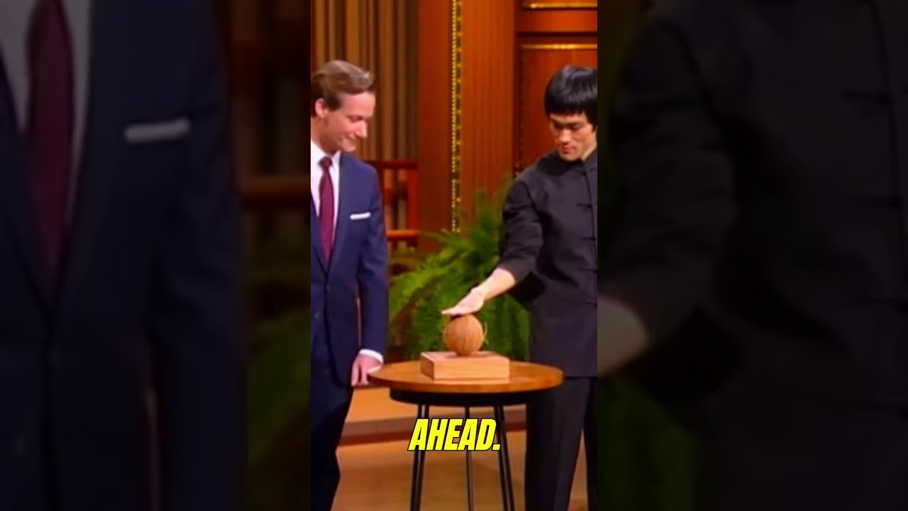Bruce Lee Breaks Coconut with Bare Hand - Legendary TV Moment😲🥰