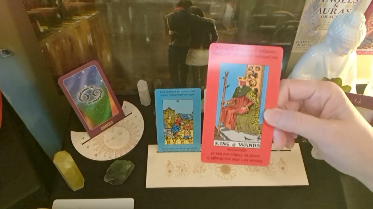 CANCER ♋️ FEBRUARY TAROT READING ✨️ LOVE LIFE IMPROVES ✨️