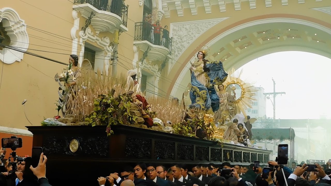 Luna de Xelajú, Inmaculada Concepción de Catedral paso Arco de Correos 2025.