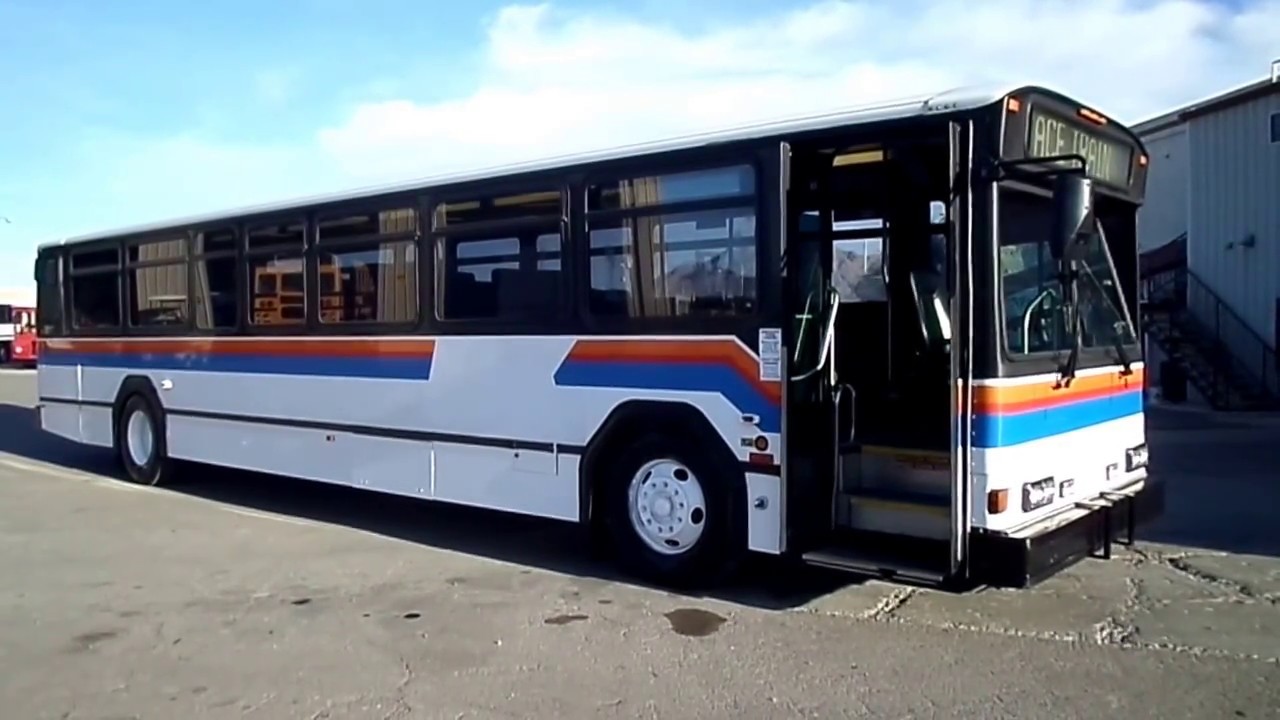 Used Bus For Sale - 1998 Gillig Phantom T89025