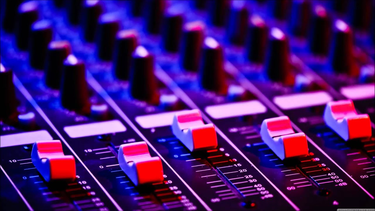 Christopher S - Komodo  (Mike Candys Remix)