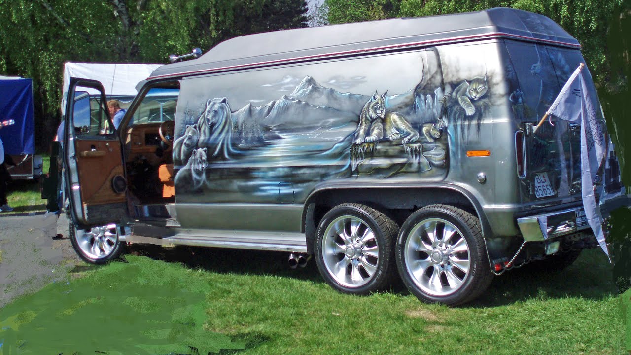 American Van Presentation: SHOW VAN - 