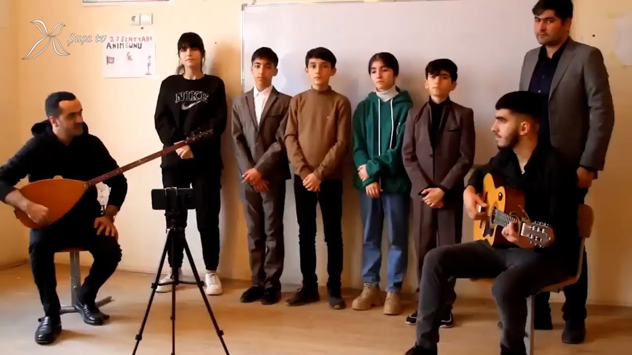 Ağdam rayonu Gülablı kənd musiqi məktəbinin şagirdlərindən gözəl ifa