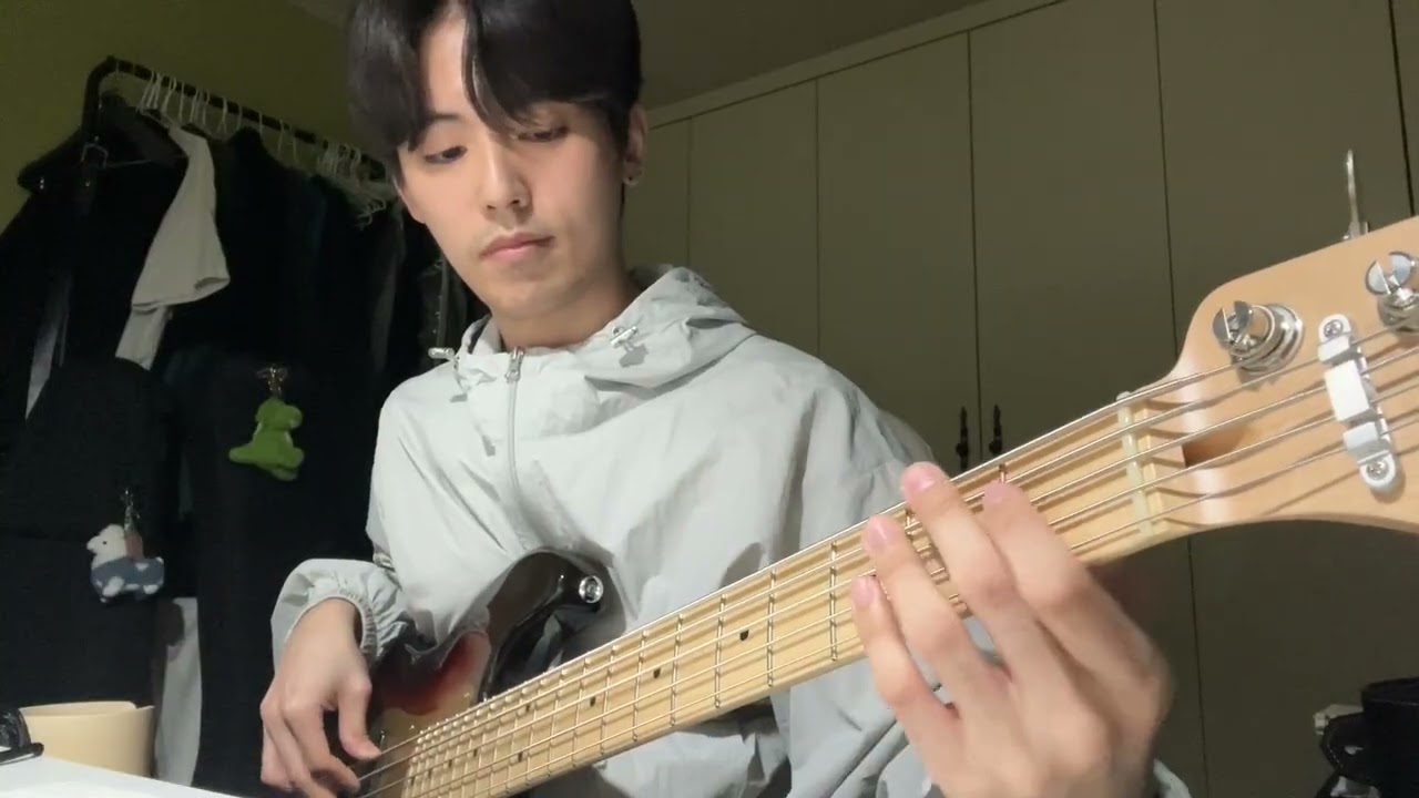FunkyMo - Bala Bass cover (+TAB)