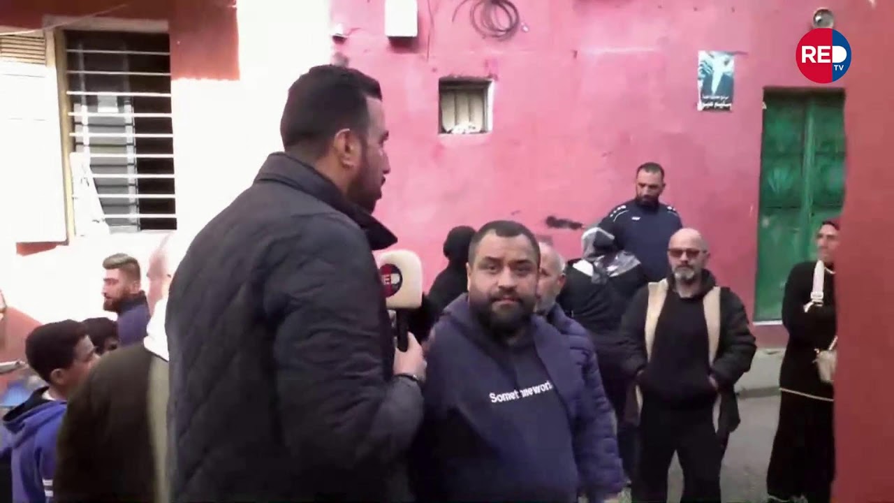 اخلاء مبنى في منطقة زقاق البن- طرابلس مهدد بالانهيار