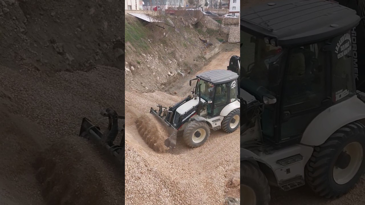HİDROMEK beko loder &ccedil;akıl serme #hidromek #keşfet #jcb #jcb3dx #jcbvideo #jcb4cx #shorts #short #cat