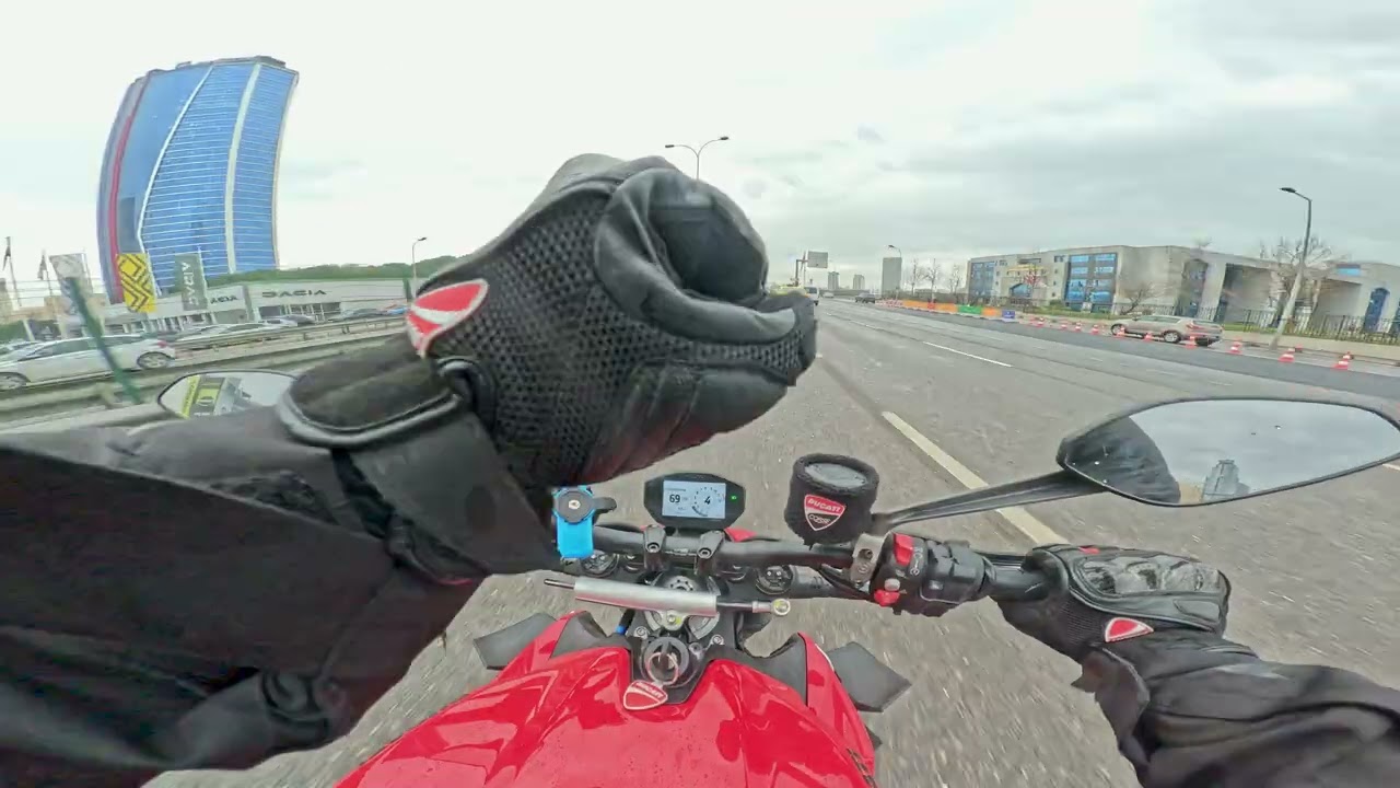 HAFİF YAĞMURDA DUCATI STREETFIGHTER V2 İLE YOLDAYIZ