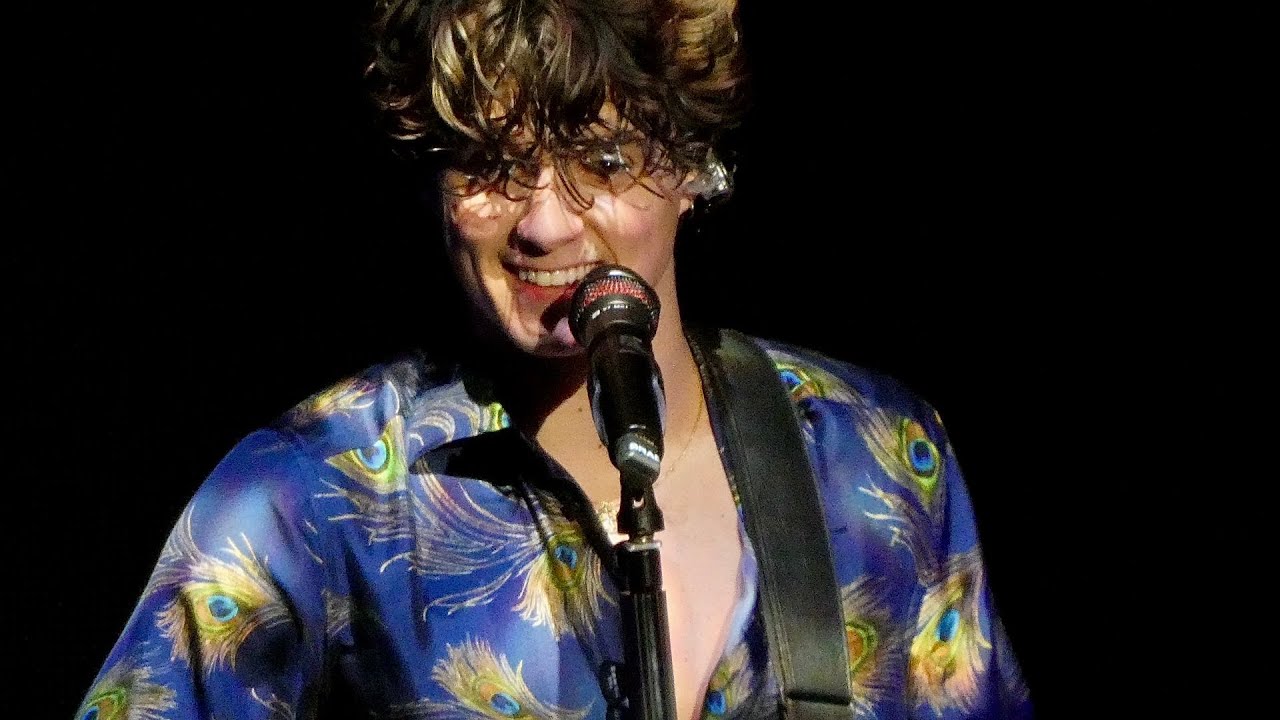 Lovestruck - The Vamps HD (Live in Nottingham 10/12/22)
