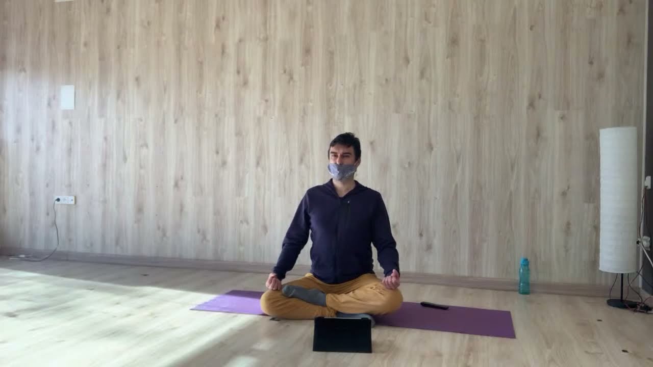 Yoga ene casa 237. Roberto Est&eacute;banez