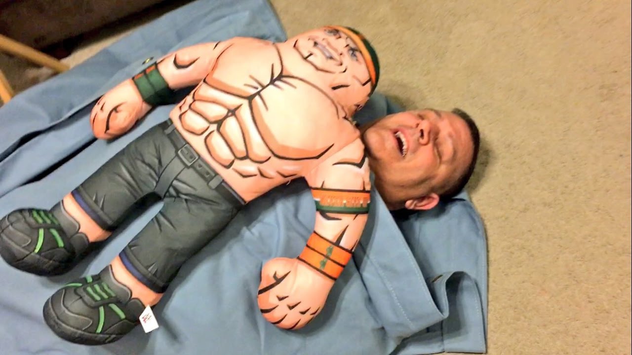 ЧЕЛЛЕНДЖ БУРРИТО С ИСПОЛЬЗОВАНИЕМ БРЕНДОВОГО РИНГА WWE!
