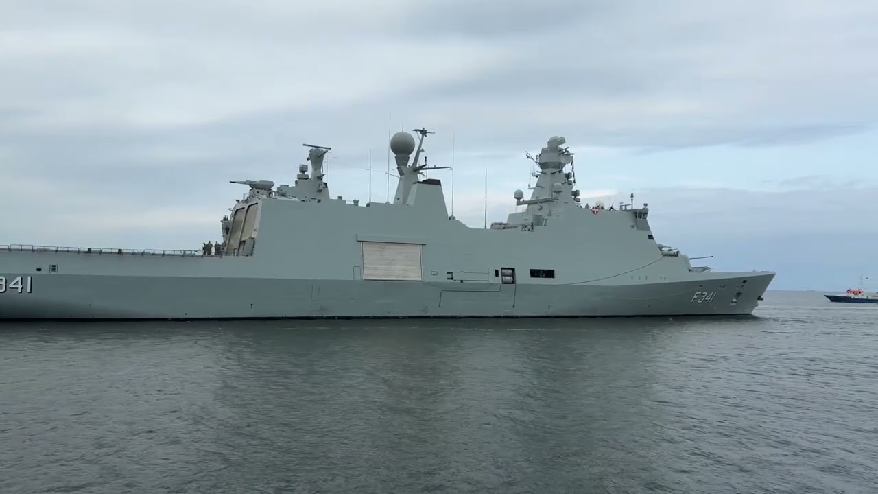 Auslaufen zum NATO-Manöver in der Ostsee
