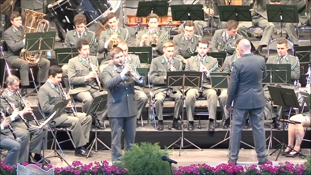 Promenadenkonzert 2019 - Militärmusik Tirol - Im weißen Rössl