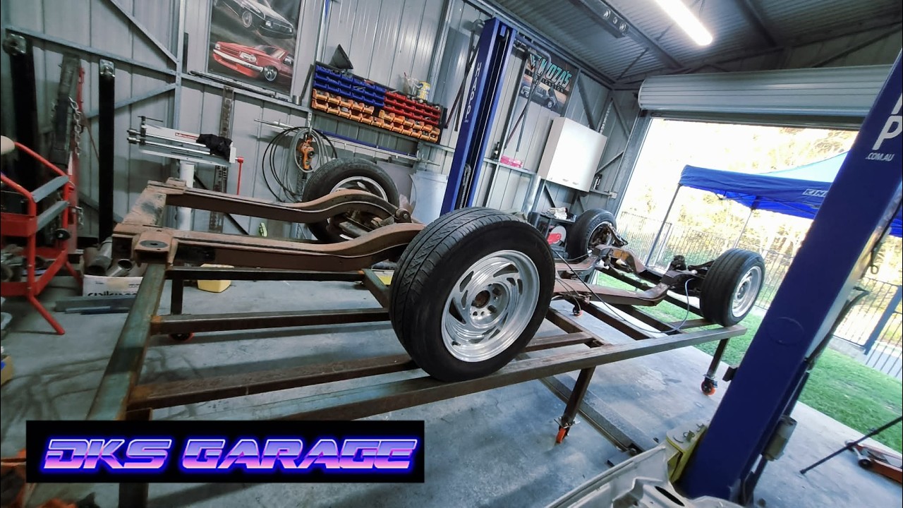1964 Toyota Crown Build- ITS ALL ON THE TABLE- and more custom car drama