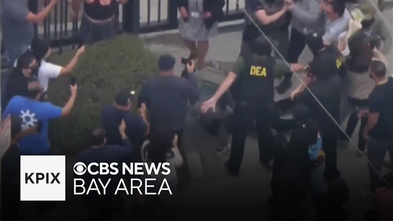 California Senate passes bill that would allow federal agents to be sued