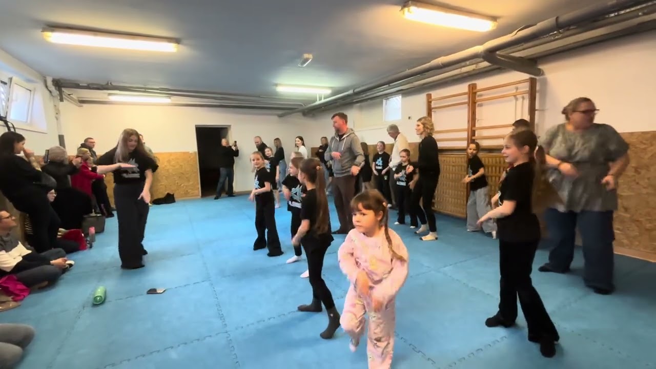 Arya dance 4