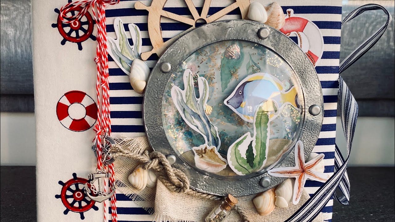Album de scrapbooking « By the sea »