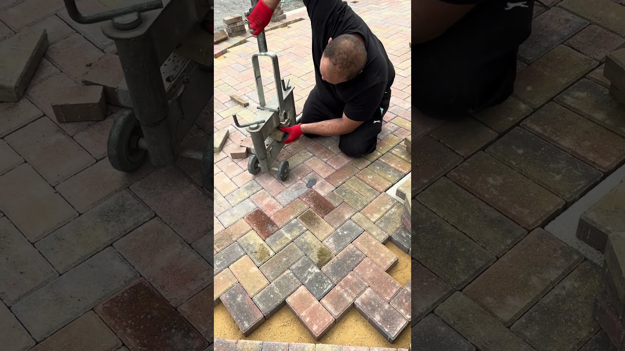 Block Paving Cutting #baustelle #construction #blockcutting #roofing #england