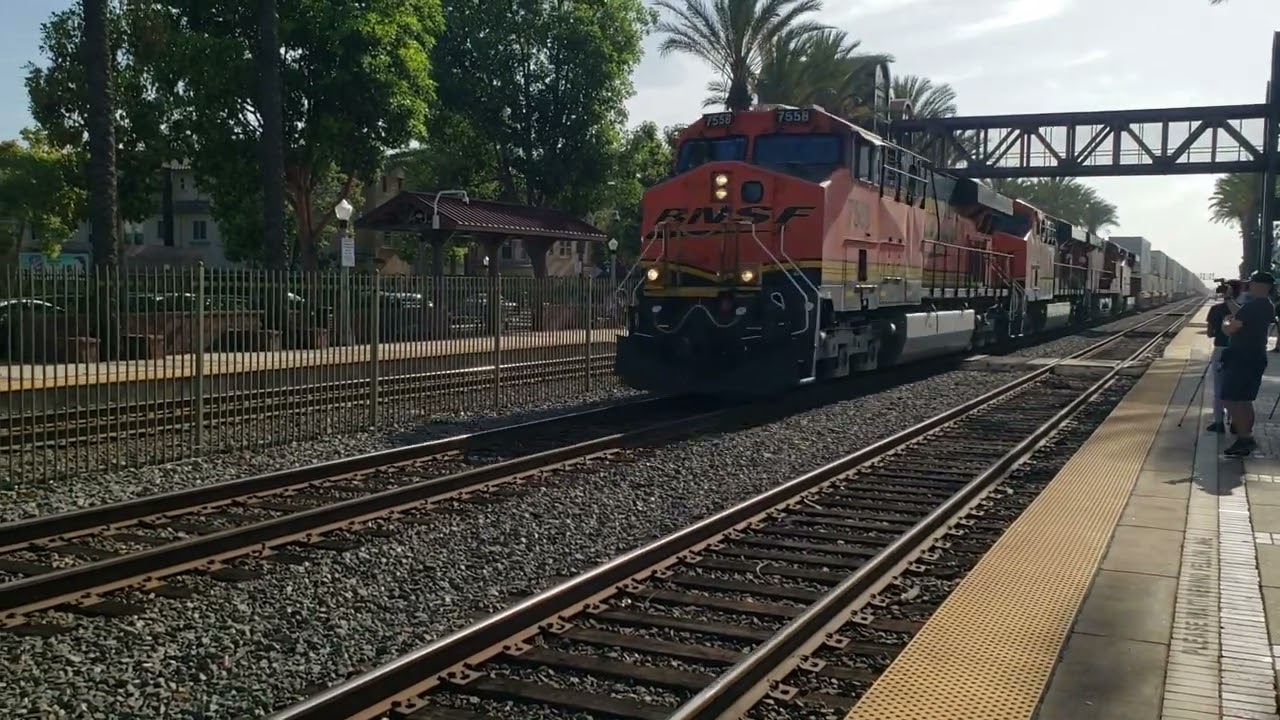 Fullerton Railfanning May 24, 2025