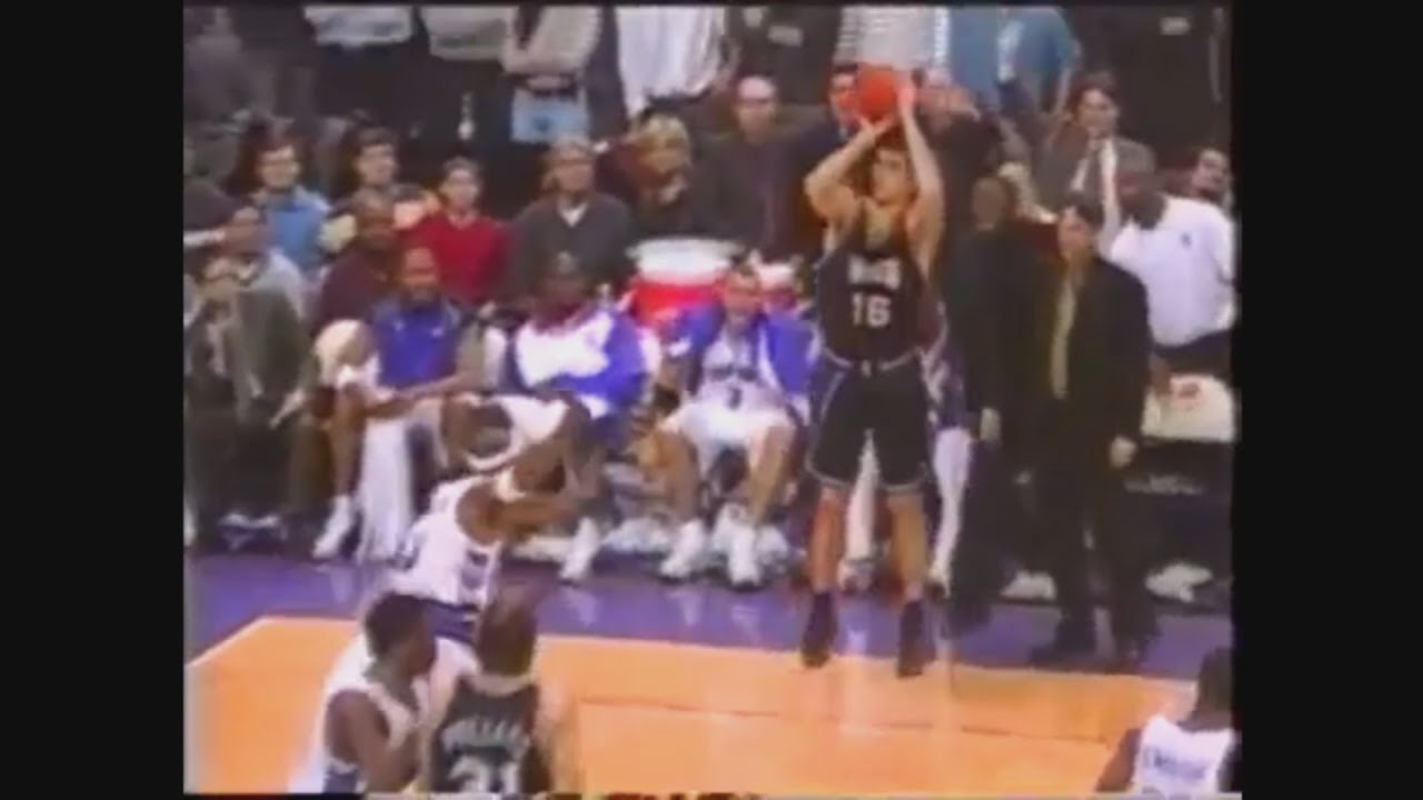 Peja Stojakovic 39 Points @ Raptors, 2000-01.