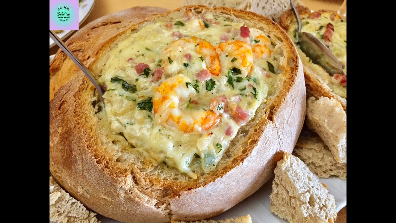 Pão Recheado com Camarão -  Portuguese Stuffed Bread Loaf with Shrimps