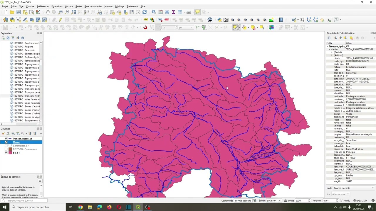 SIG 2025 TD 2 - Exercice 2 - Utiliser les flux WFS  Exemple d'une carte de bassins versants (QGIS)