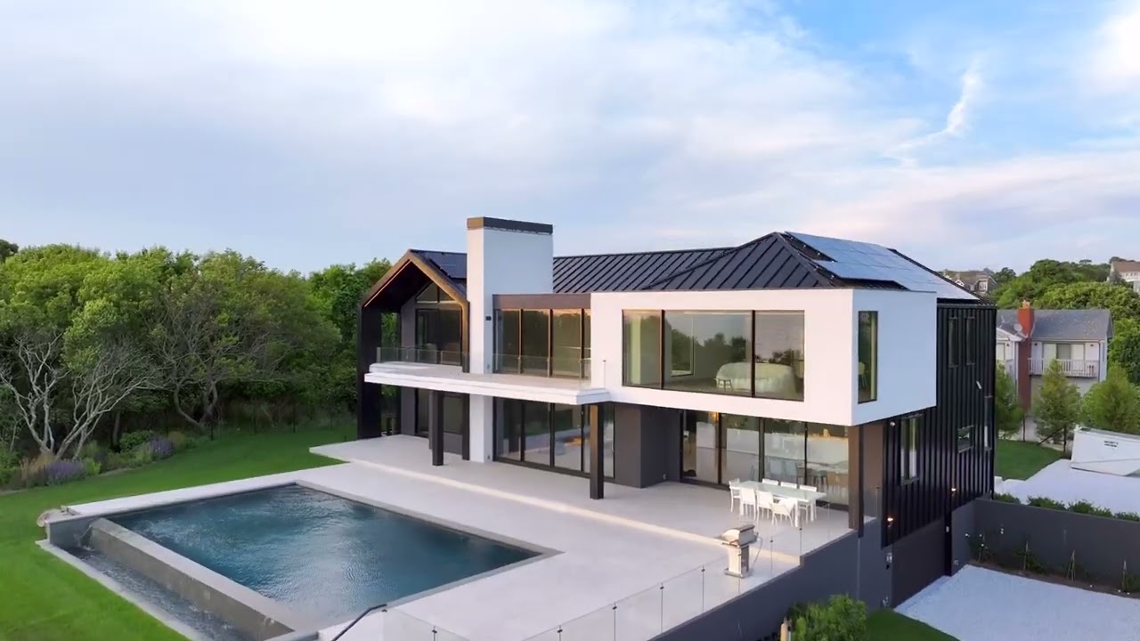 70 Kettle Hole Road, Montauk