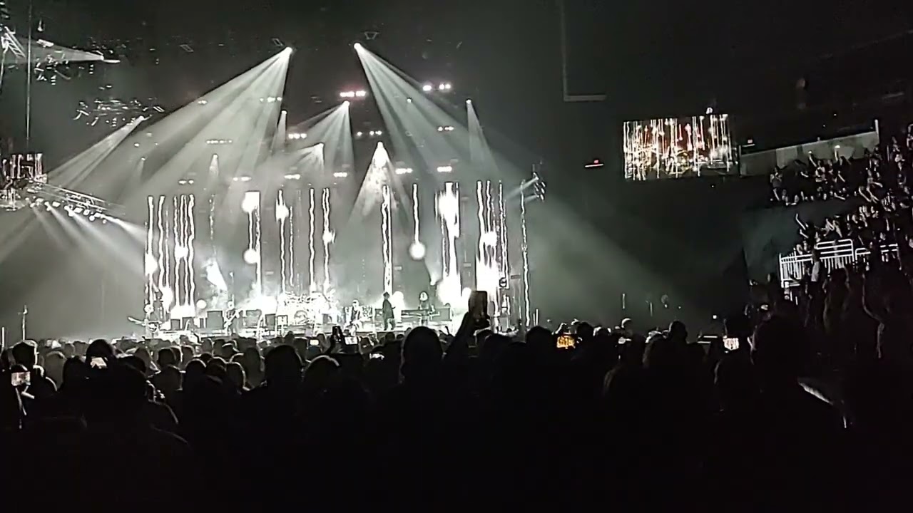 The Cure  -  Plaingsong   (live 2023)