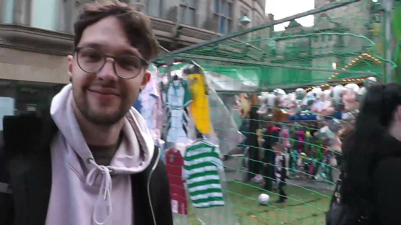 Out of this World, Sheffield 24/10/21 - my walk through, excerpts (mostly unedited)