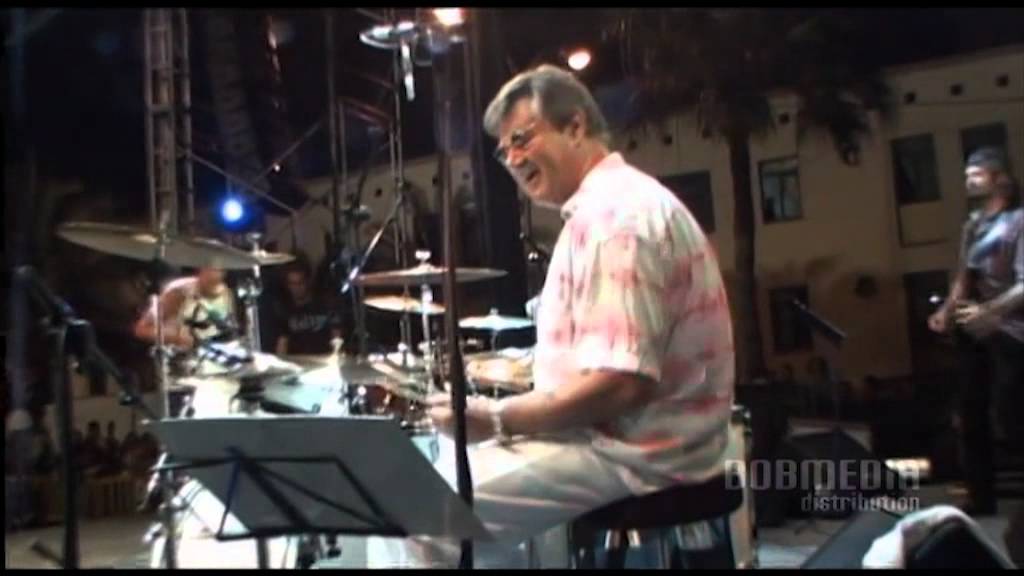 Drum Legends feat. Hermann Rarebell + Pete York + Charly Antolini - Dance with the devil