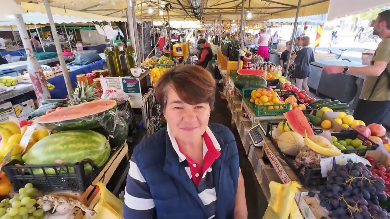 Trogir market