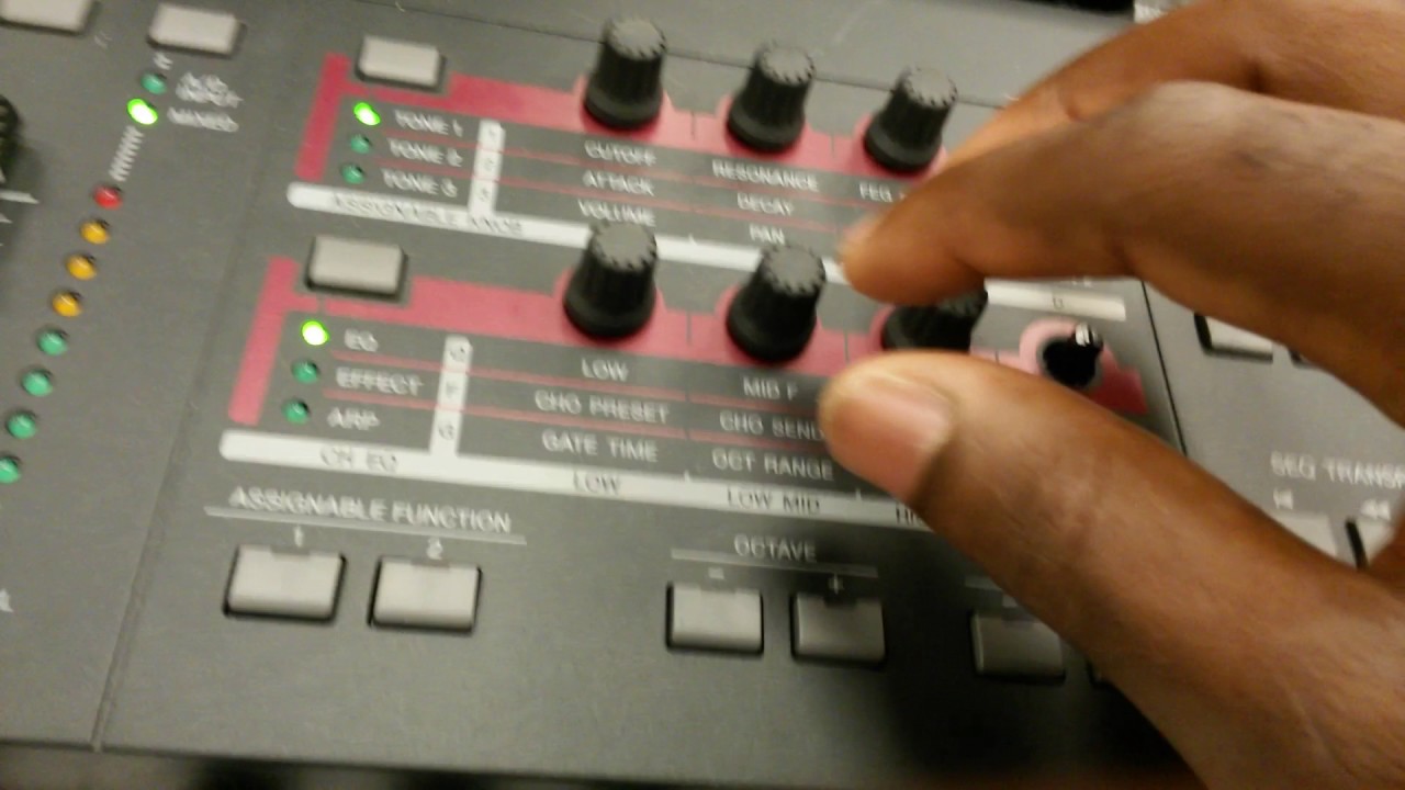 Layering multiple sounds on Moxf 8 (Visual)