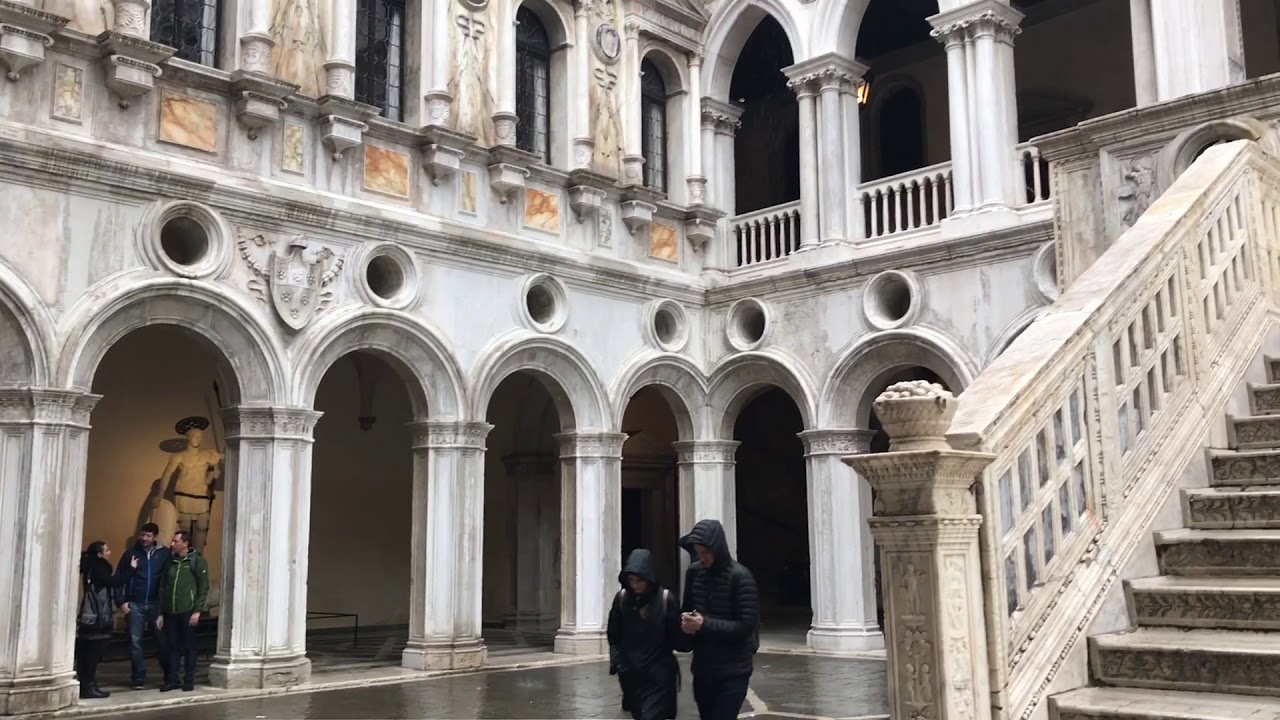 Best Venice guided tours - doge&rsquo;s palace - travel Italy - visita Venezia