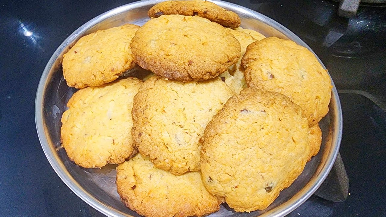 இந்த பிஸ்கட் யாருக்கெல்லாம் ஃபேவரட்   சொல்லுங்க பாப்போம்  1 கப் கோதுமை மாவு இருந்தா சட்டுன்னு ரெடி 
