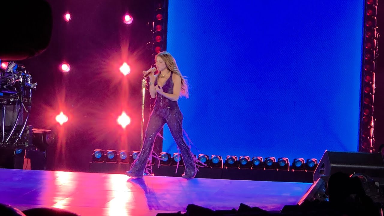 Pies Descalzos, Sueños Blancos - Shakira (Estadio GNP Seguros)