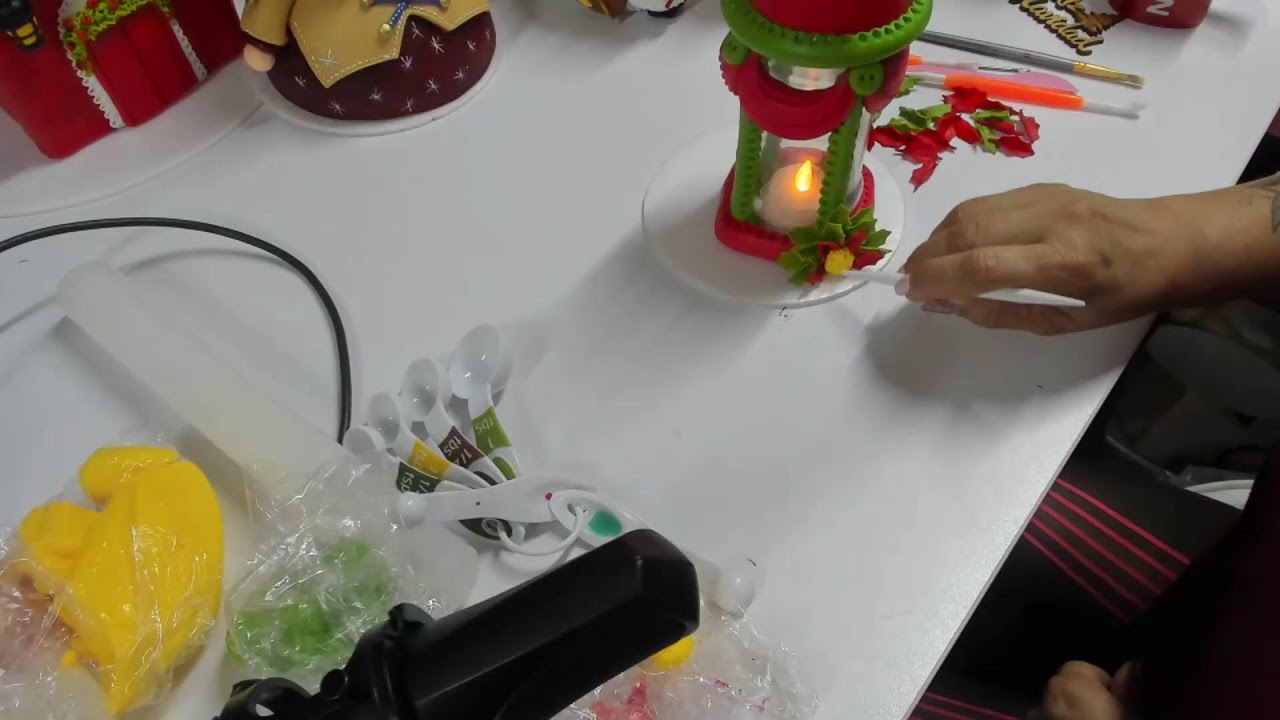 Farol Navideño en Porcelanicron o Porcelana Fria