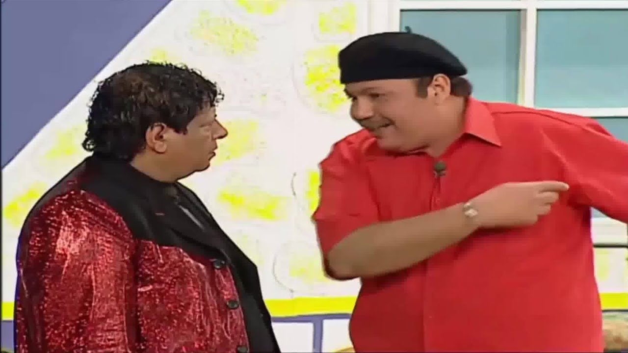 😂😂 طلعت زكريا مش قادر يمسك نفسه من الضحك لما شعبان عبدالرحيم نسي هيقول ايه على المسرح