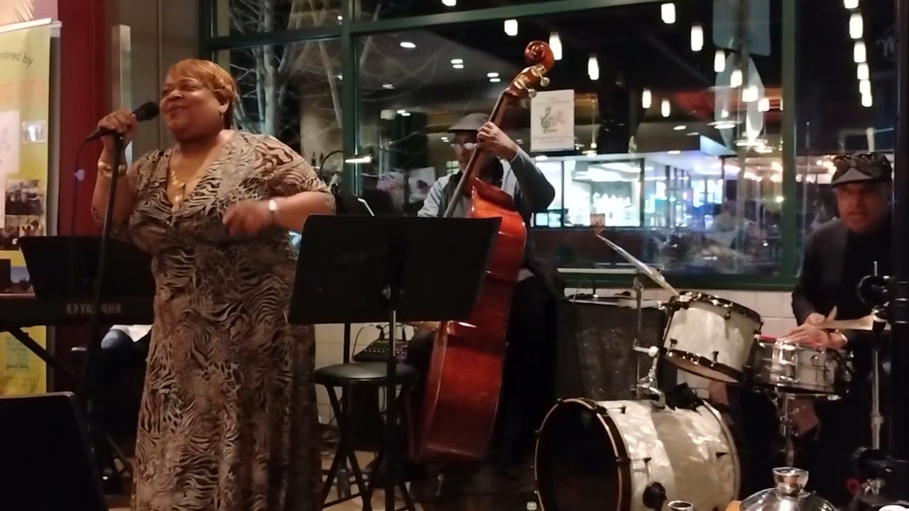 You Caught Me By Surprise - Rhonda Benin and her Jazz Trio, 4 of 7