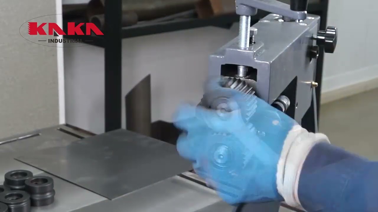 Kaka industrial RM-08,7-In Throat 22 Gauge Sheet Metal Rotary Forming Machine Processing Capability