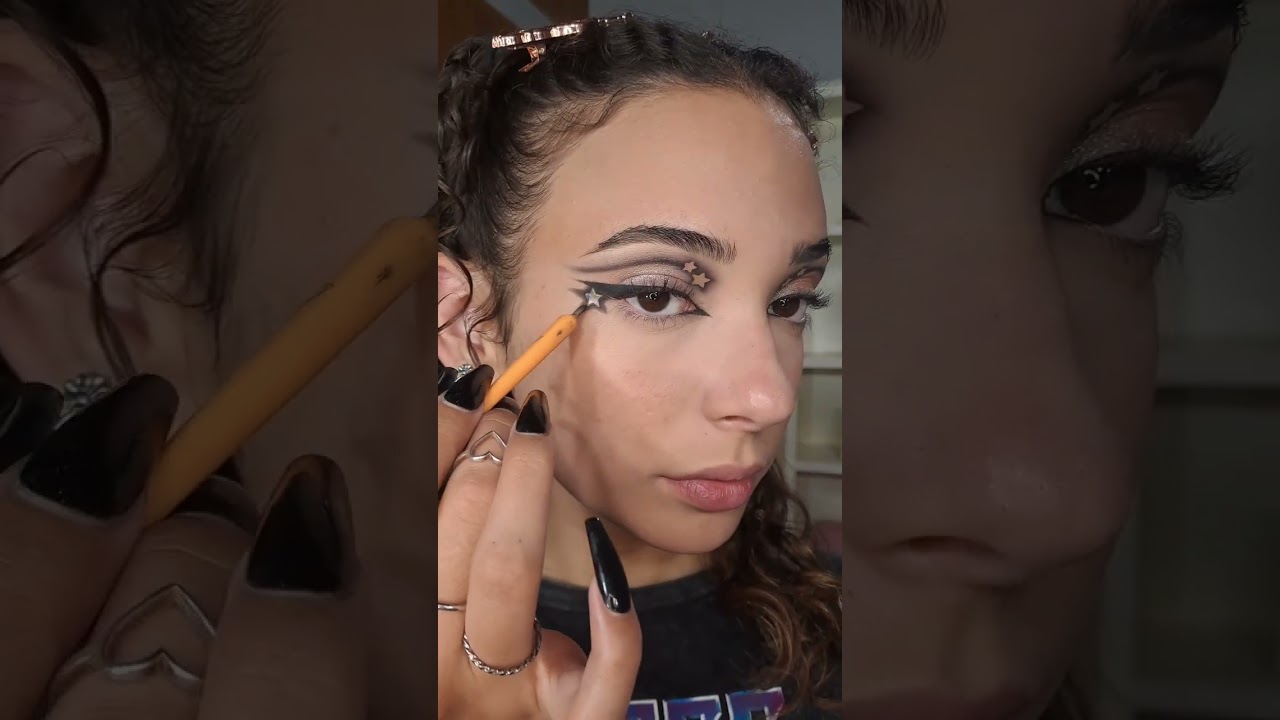 Star makeup Tutoriaaal 🖤 #makeup #makeupinspo #makeupideas #starmakeup