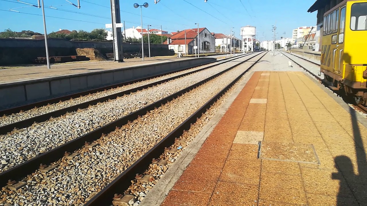 CP 2296+2276 com intercidades n 540 com anúncio