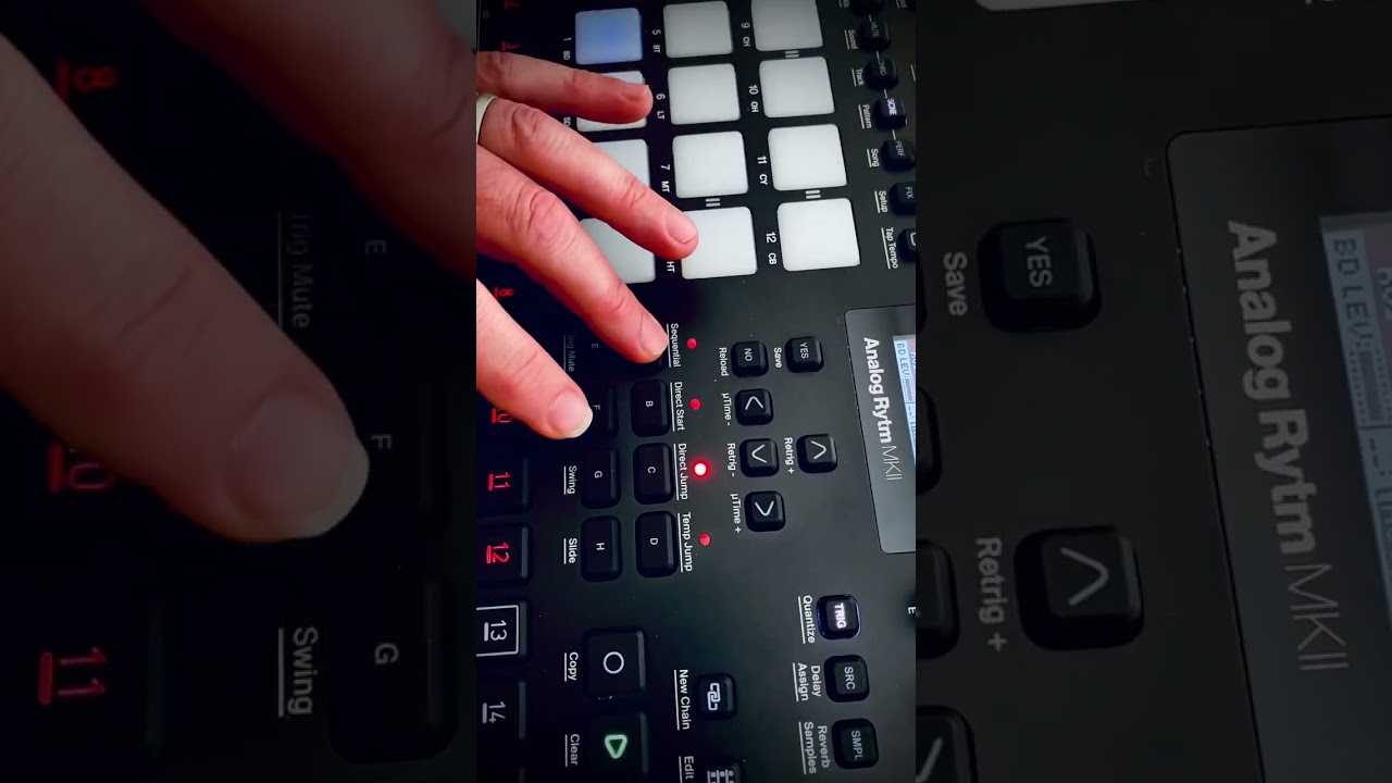 Elektron Rytm mkii experimental glitchcore ? 🫠