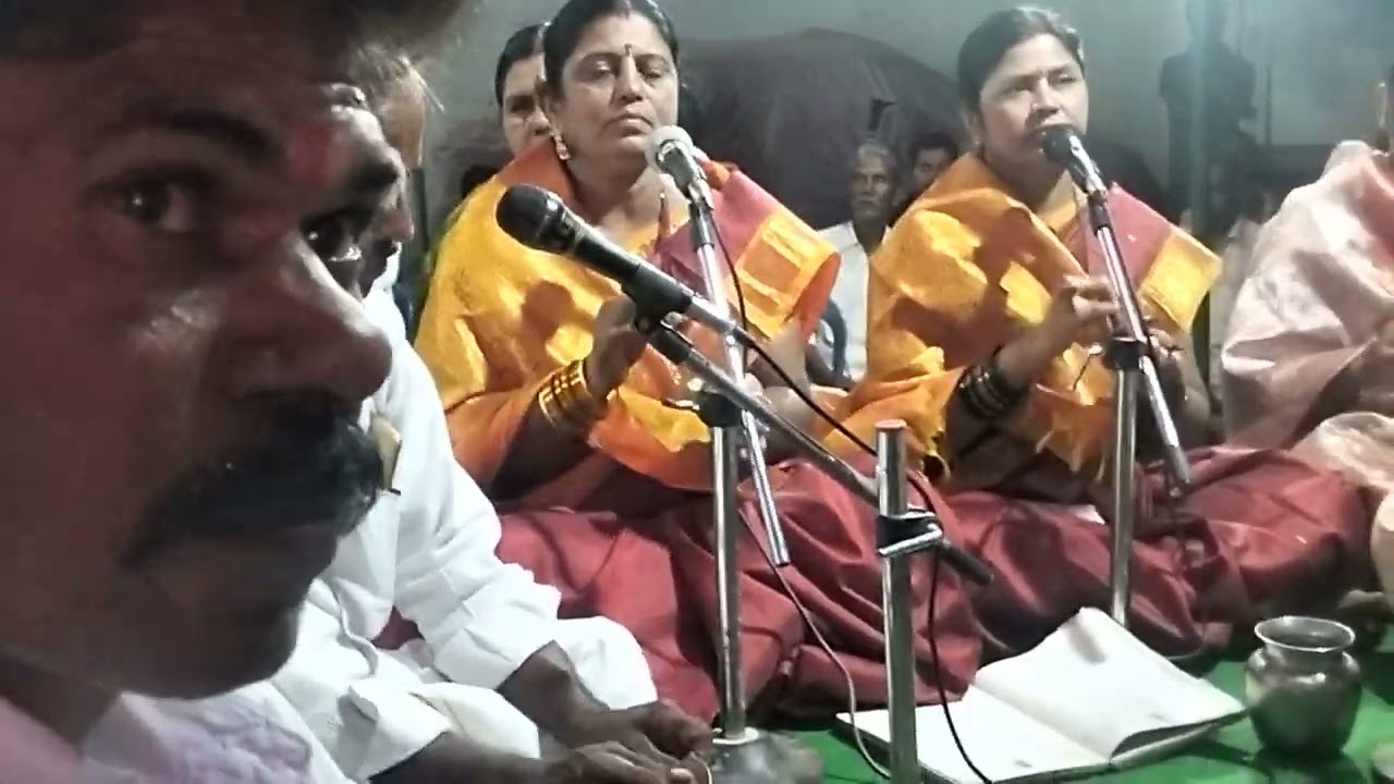 కళ్యాణి రాగంలో ఒక మంచి పాట విందామ సింగర్ ఉమా మహేశ్వరి
