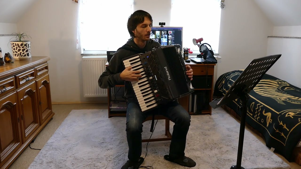 Škoda lásky (Jaromír Vejvoda) akordeon Tomáš Rožboud