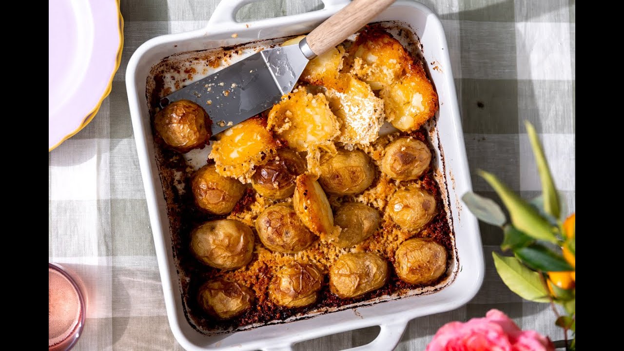 Crispy Parmesan Potatoes (Easy + Oven Roasted)