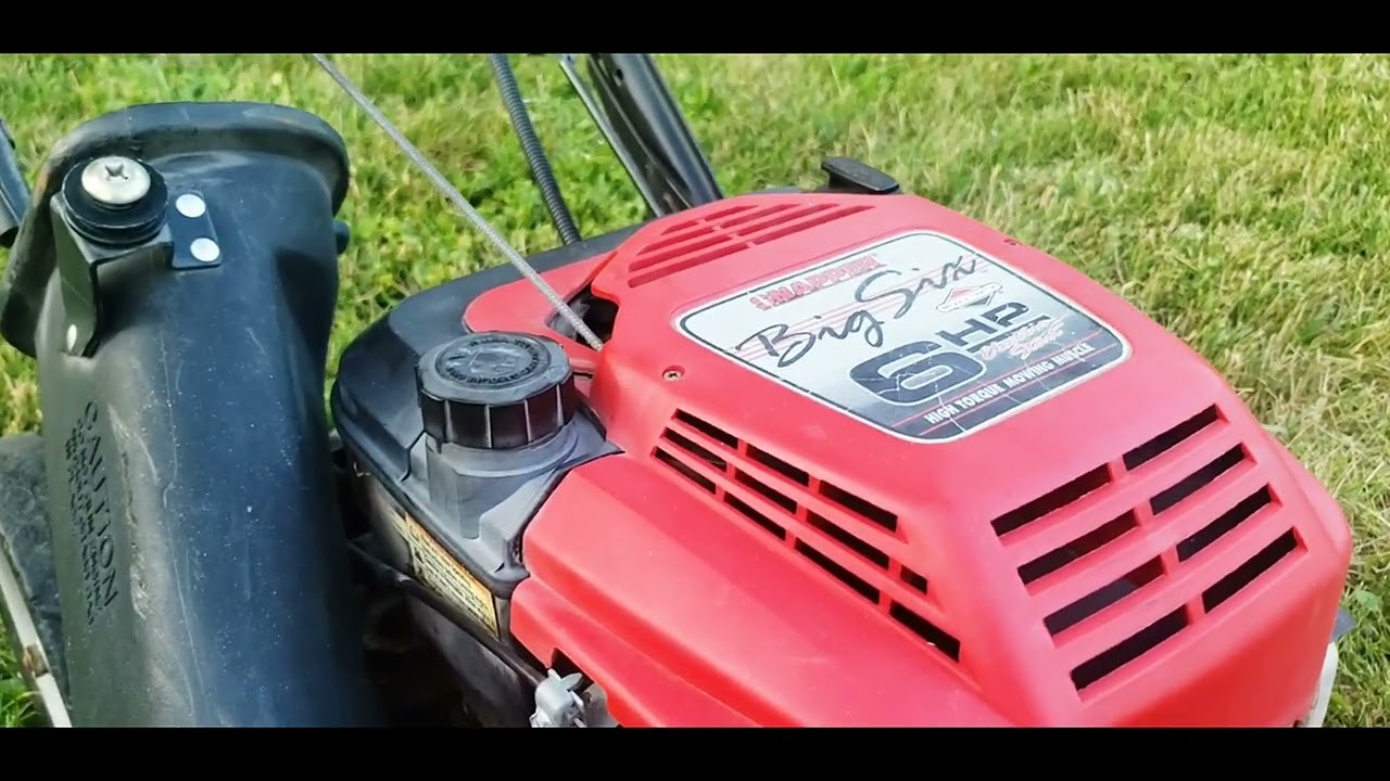 Что происходит с этой мульчирующей газонокосилкой Snapper Big Six P216012E?
