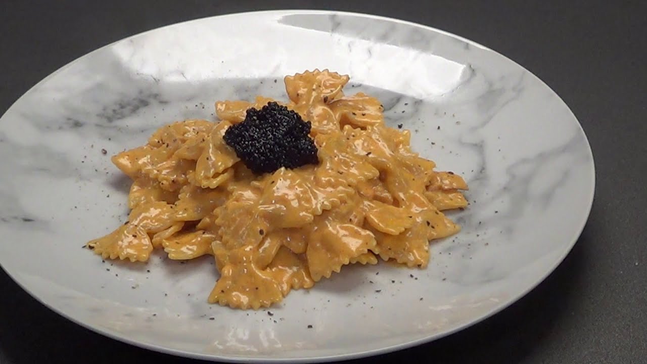 Farfallette al salmone - facile e veloce!!
