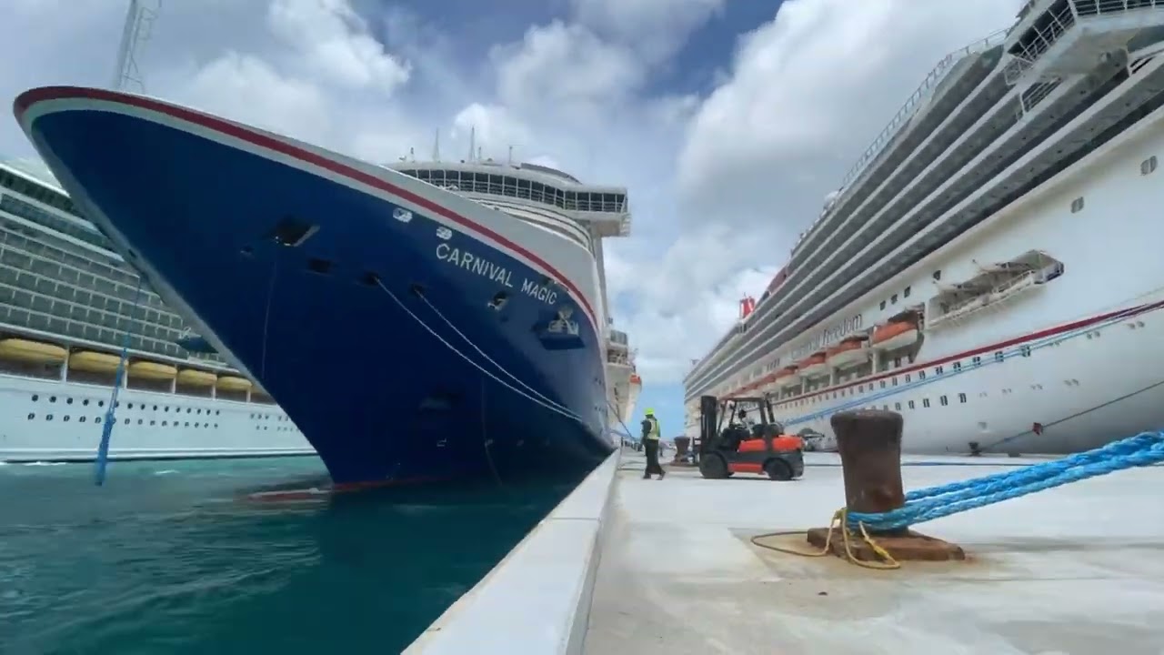 Carnival Magick Docking in Nassau