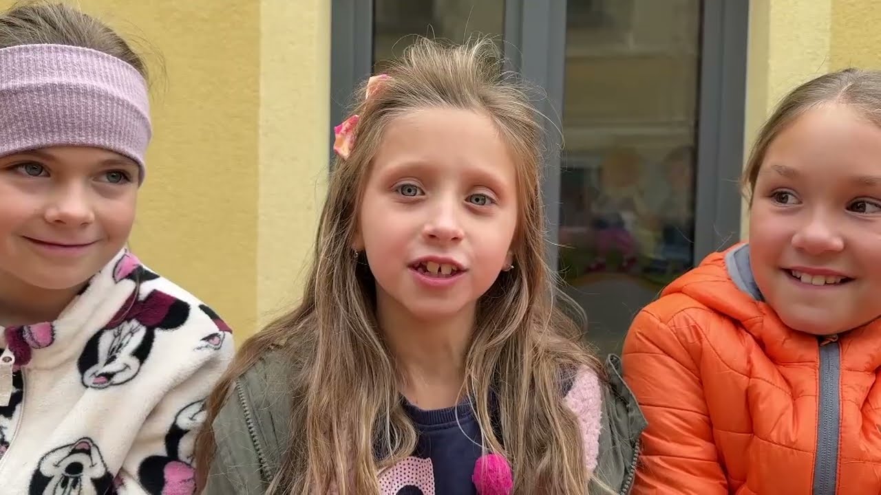 Chrastava TV - Slavnostní otevření hřiště u školní budovy v Revoluční ulici
